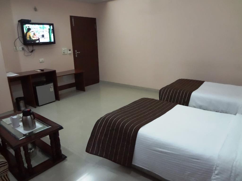 Hotel Kyron Delhi  Rum bild