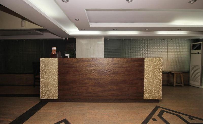 Hotel Kyron Delhi  Exteriör bild