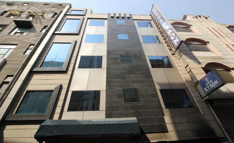 Hotel Kyron Delhi  Exteriör bild